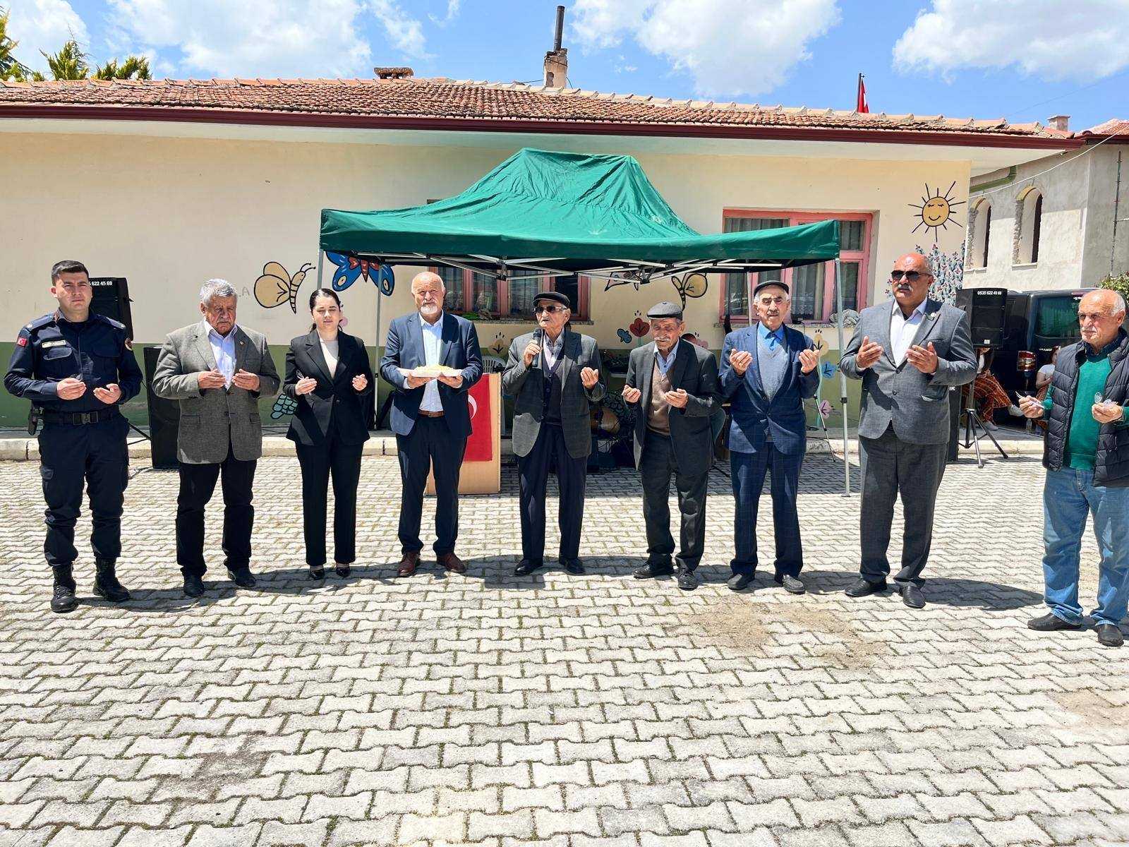 Belediye Başkanımız Hüseyin BAYKAL, Hıdırellez ve Büyükçeşme Aşı Etkinliğine Katıldı