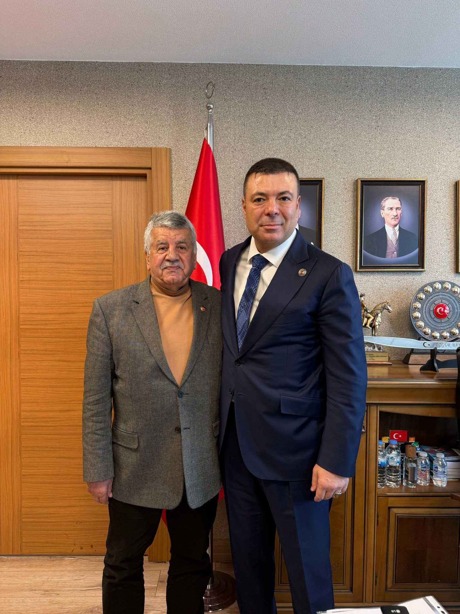 Belediye Başkanımız Hüseyin Baykal  MHP Genel Başkan Yardımcısını Ziyarette Bulundu